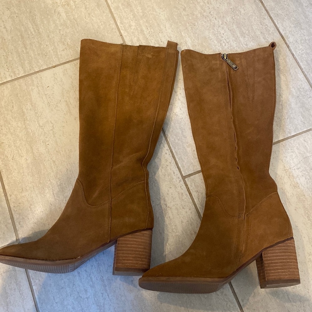 Suede, water proof boots. Gently used.